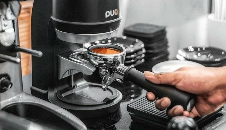 Coffee machine maintenance tools and equipment